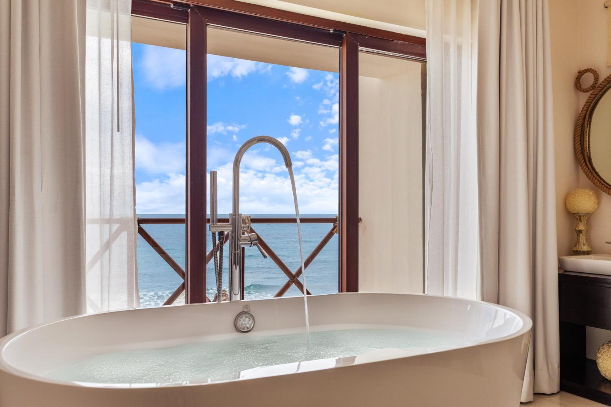 Casa Javi- Ocean Front Located Mid Isla Mujeres Villa Luaran gambar