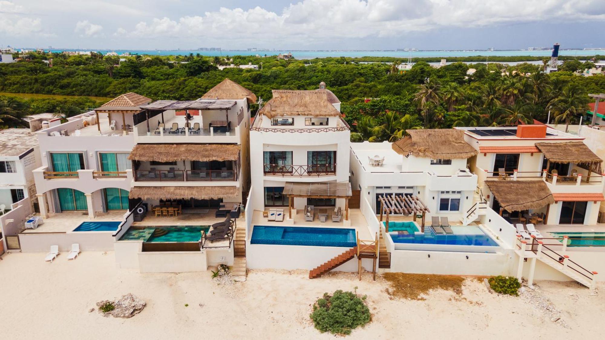 Casa Javi- Ocean Front Located Mid Isla Mujeres Villa Luaran gambar
