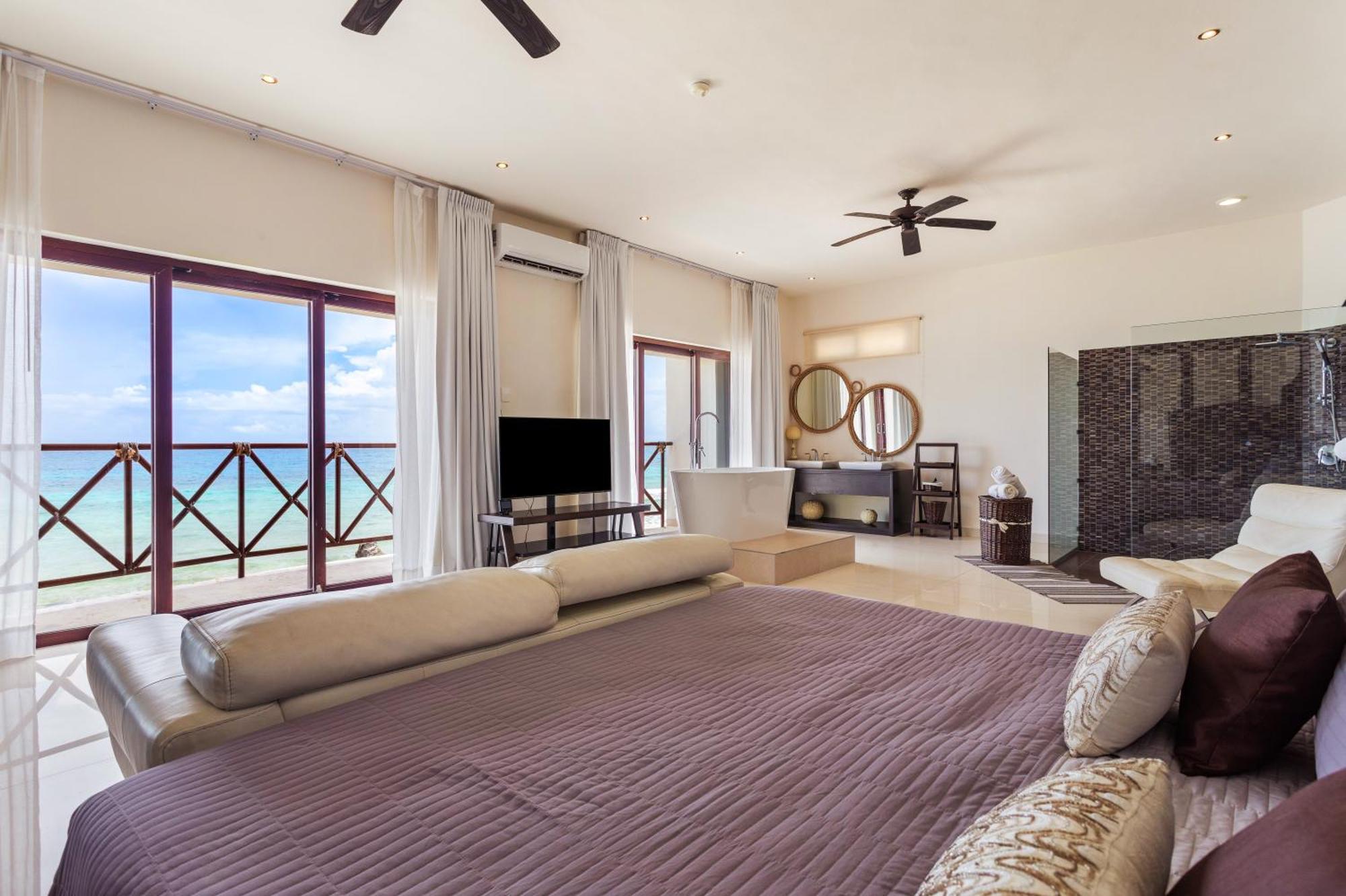 Casa Javi- Ocean Front Located Mid Isla Mujeres Villa Luaran gambar