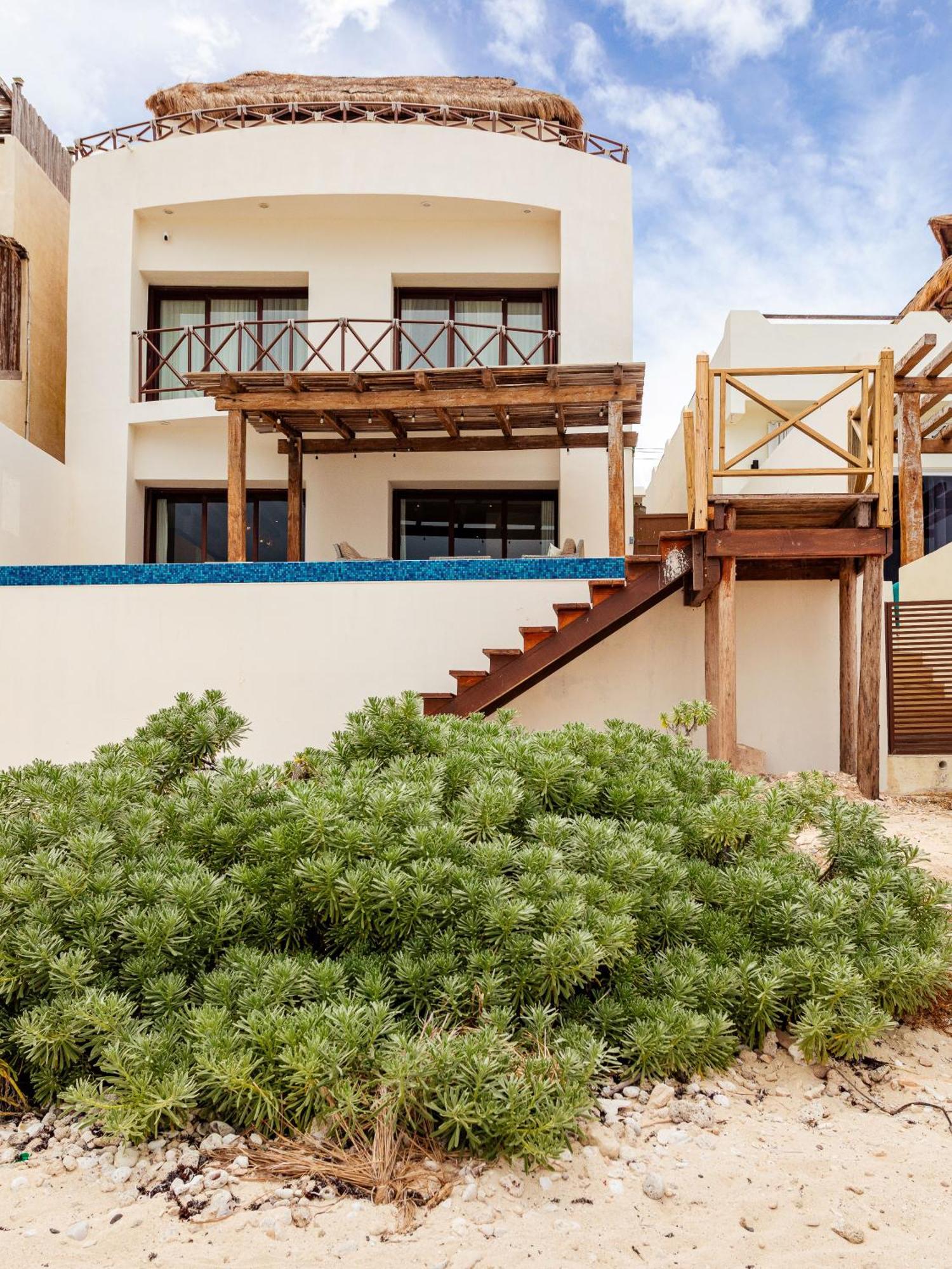 Casa Javi- Ocean Front Located Mid Isla Mujeres Villa Luaran gambar